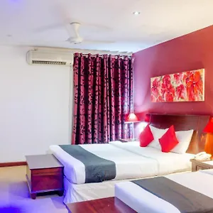 Opulent River Face ** Colombo