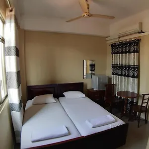 City Hotel ** Colombo